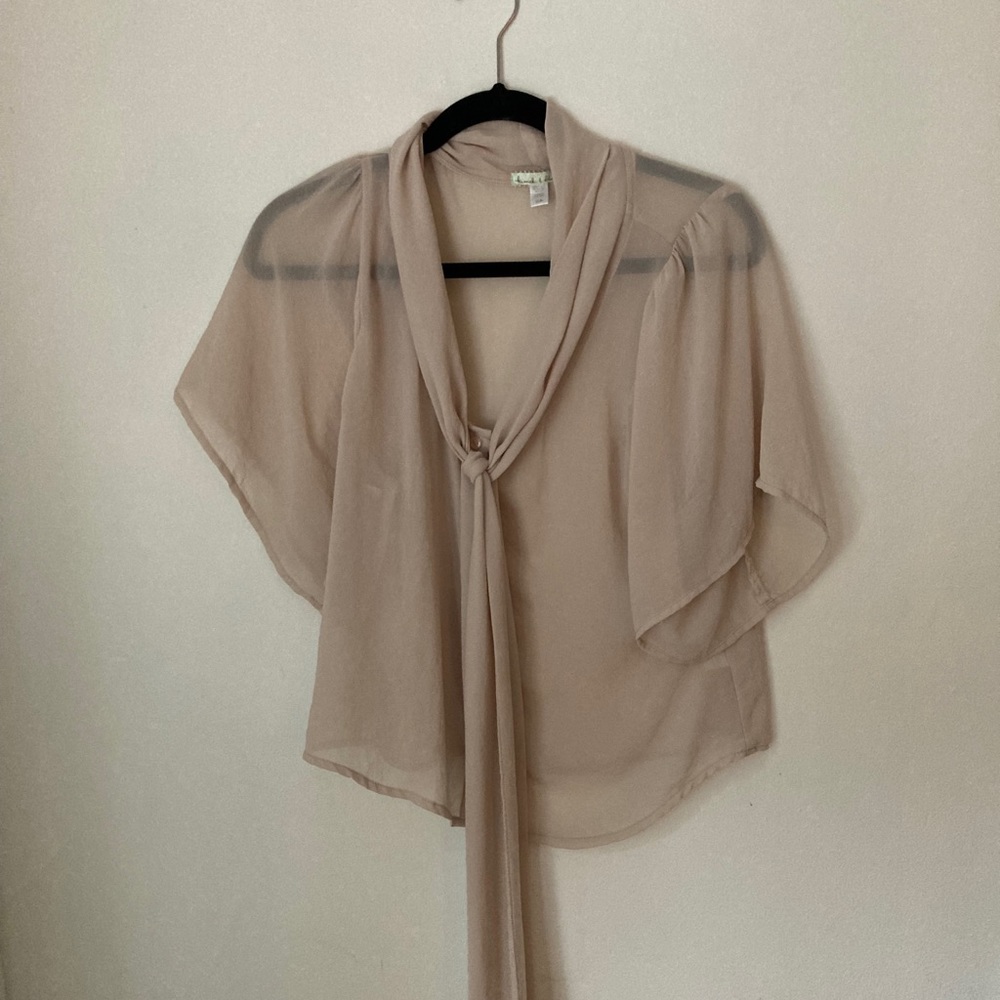 Kimchi & Blue silky blouse